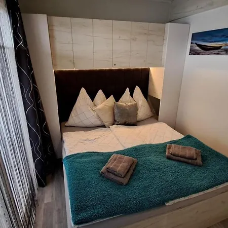 Ferienhaus Mobile Tom 12 *