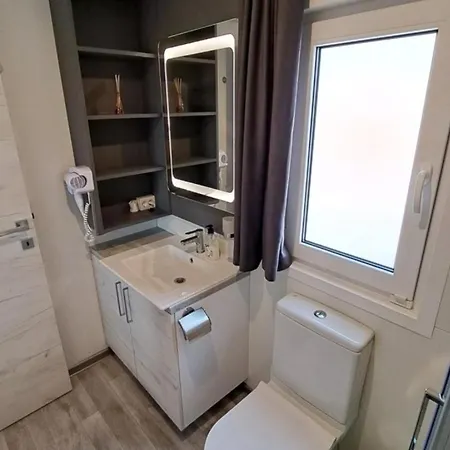 Mobile Tom 12 Pakoštane