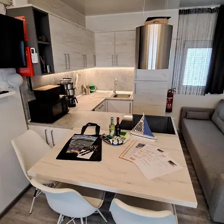 Mobile Tom 12 Holiday home *