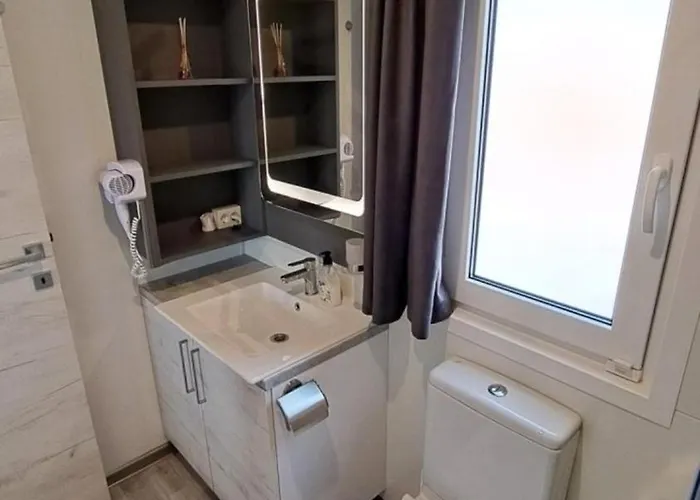 Mobile Tom 12 Pakoštane