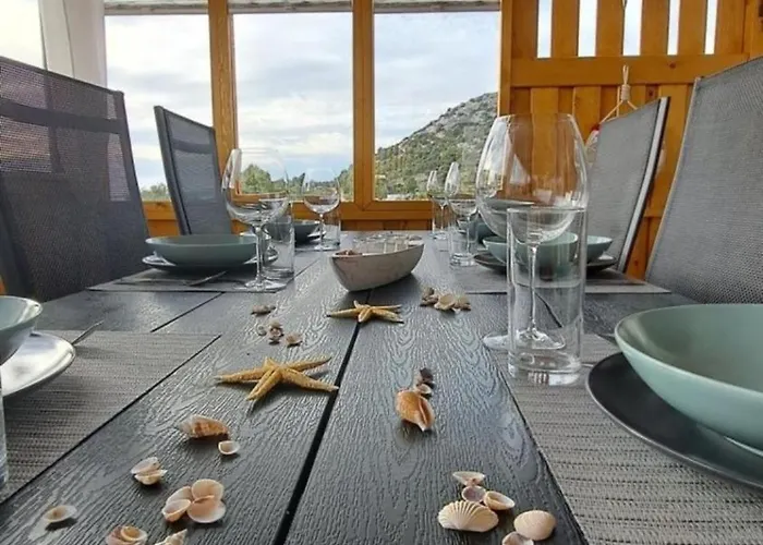 Дом отдыха Mobile Tom 12 *